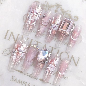 🎀台灣出貨🎀爆款穿戴甲片高級感貓眼手工美甲片花朵彩鉆辣妹假指甲貼片
