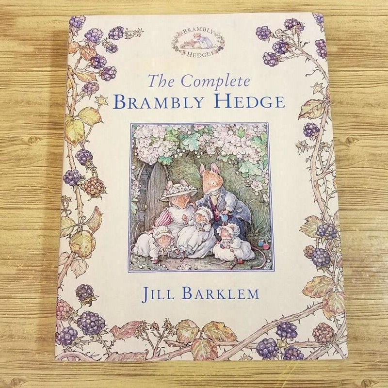 洋書 The Complete BRAMBLY HEDGE 本日の目玉 - 洋書