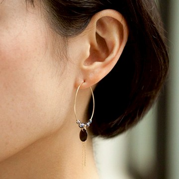 環形耳针，淡水珍珠和14KGF精緻別緻的環形耳针，ShellPr01