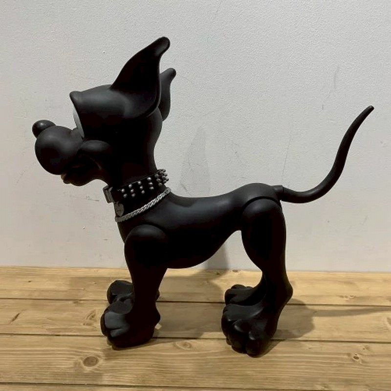 NEIGHBORHOOD MEDICOM TOY 