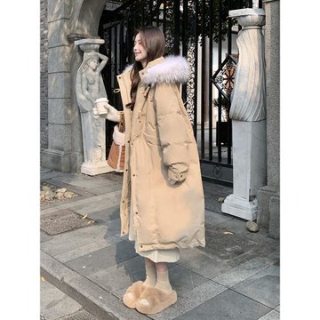 卡其色大毛領羽絨服女中長款2025冬季新款韓版寬松加厚過膝面包服