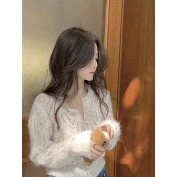 冬季白色馬海毛歐貨鏤空薄款上衣