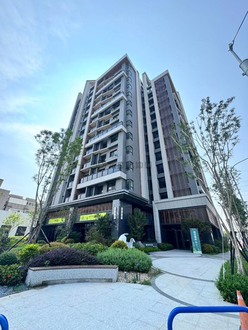 烏日高鐵特區全新交屋櫻花悅綻三房平車｜台中市烏日區三榮路二段