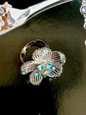 vintage jewelry 秀氣萊茵小花花戒指