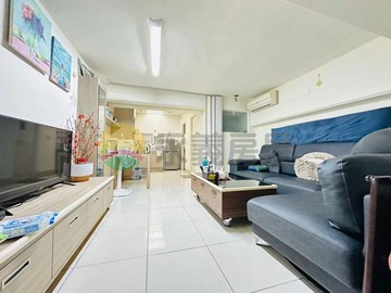 ⭐岡山翻新車庫透天｜四套房｜衛浴皆開窗⭐｜高雄市岡山區介壽路