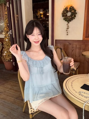 【missy shop】旅途情緣荷葉蛋糕雪紡上衣-21076