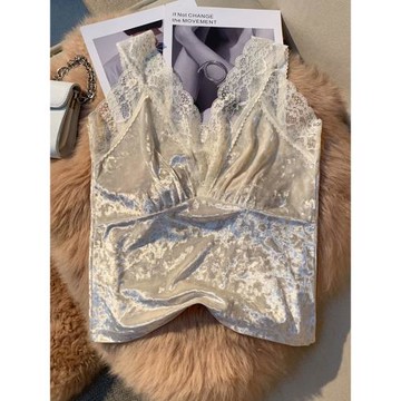 法式性感蕾絲吊帶背心女秋冬新款配小西裝內搭保暖金絲絨打底衫