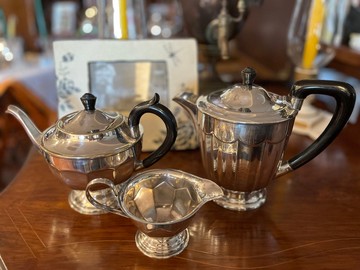 英國謝菲爾德Sheffield 百年古董銀器咖啡壺&茶壺&奶盅三件組