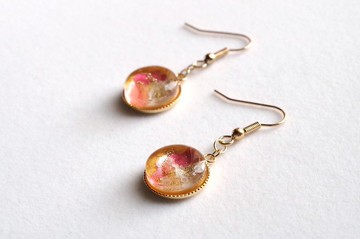 樹脂藝術 圓形耳環・白梅紅梅