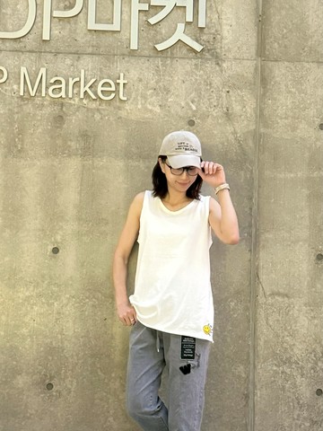 休閒穿搭升級提案-百搭笑臉棉背心 (正韓)