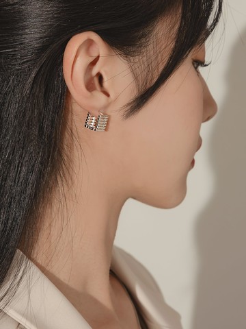 簡約條紋方塊925銀針對扣式耳環