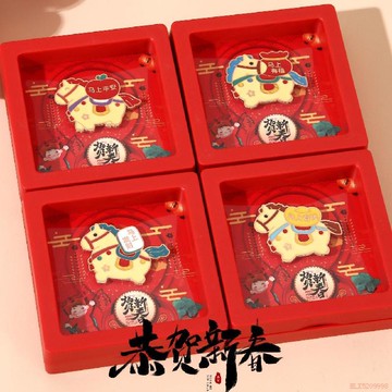 甄選好物🌈禮盒裝馬年新年胸針可愛創意馬上有錢金屬徽章pin衣服包包掛配飾
