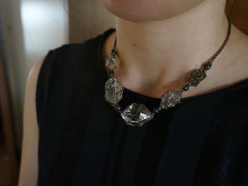 | MC |高頻透亮閃靈鑽硅孔雀石編織項鏈