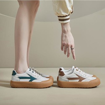 Taroko 知性線條箭頭學院運動休閒鞋(2色可選)