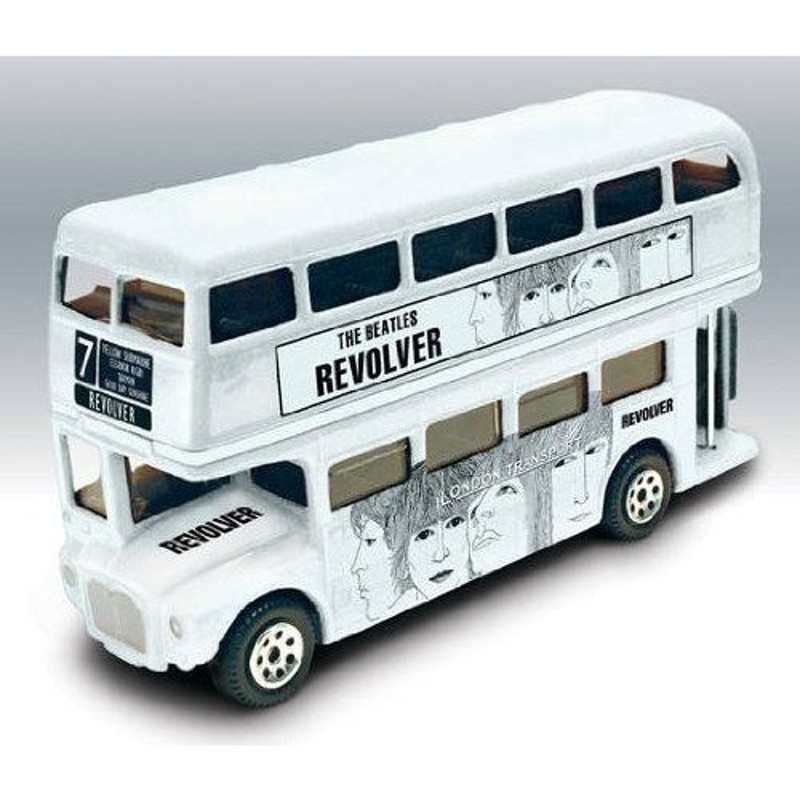 The Beatles 1/64 スケール Routemaster Die Cast Bus and Collector