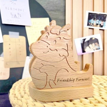 龍來作陣原木手機座/名片架 - 客製化刻字