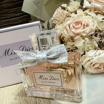 【迪奧 Dior】Miss Dior 香氛 淡香精 迪奧小姐 香水 50ml 玫瑰 牡丹 鈴蘭 麝香｜夏季推薦⚡專櫃 品牌香氛