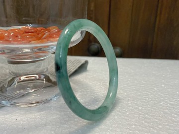 天然翡翠A貨緬甸玉冰藍水飄花 圓骨鐲 美人鐲 玉鐲