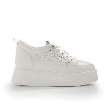 Keeley Ann沖孔厚底內增高休閒鞋(米白色526577132)
