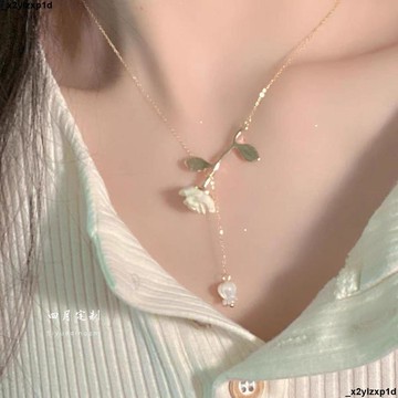 大促銷一 頸鍊 辣妹 飾品 鎖骨鏈 白玫瑰私語」法式復古浪漫精緻仙氣貝殼玫瑰花項鍊女鎖骨鏈欲風