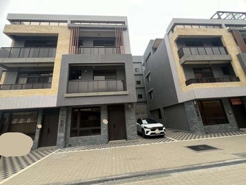 楊梅區富岡櫻木花道雙車位電梯別墅｜桃園市楊梅區信義街