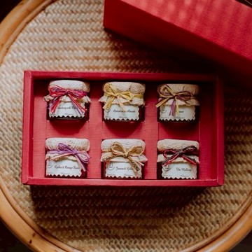 最真摯的祝福【B de L】小銅鍋法式手工頂級果醬 - 迷你瓶6入禮盒 代寫卡片 伴手禮 年節送禮 春節禮盒 用禮盒表心意 送禮推薦 馬上幸福