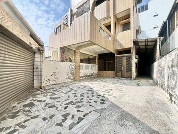 中西區近市政府玉帶環腰傳統需整理大地坪車庫透天｜台南市中西區永華一街