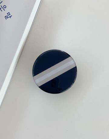 Stripe Ivory epoxy iphone phone grip magsafe