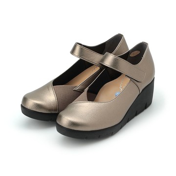 FIRST CONTACT 拼接魔鬼氈楔型鞋 橡木 39616 女鞋