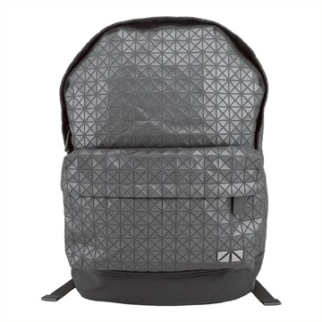 [平輸版]ISSEY MIYAKE 三宅一生 BAOBAO KURO霧面金屬感立體後背包-灰銀/真品平輸