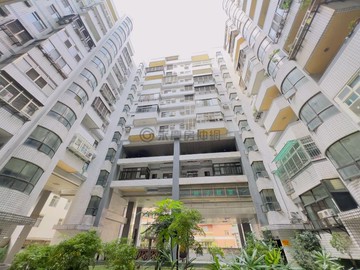 【北屯東山vs軍功商圈｜精裝美三房坡道平面車位】｜台中市北屯區軍和街