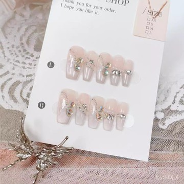 🎁高定蝴蝶🎁秋冬新款純手工穿戴甲輕奢高級法式美甲貼片爆閃貓眼假指甲可拆卸新年穿戴甲高級感穿戴甲顯白美甲片 WAPC