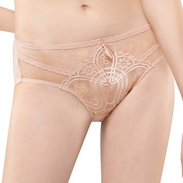 【思薇爾】香緹女伶系列M-3XL蕾絲中腰三角內褲(瑰晨膚)