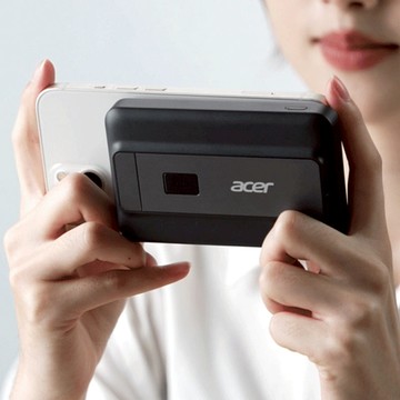 【預購】Qi2w 五合一35w固態行動電源-10000mah 冰川藍