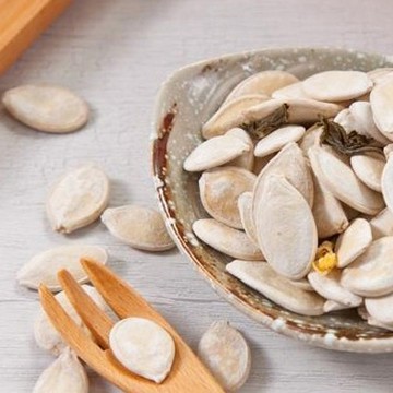 【一級棒】茶葉瓜子 300克 瓜子 白瓜子 南瓜子 堅果 年節必備 下酒零食
