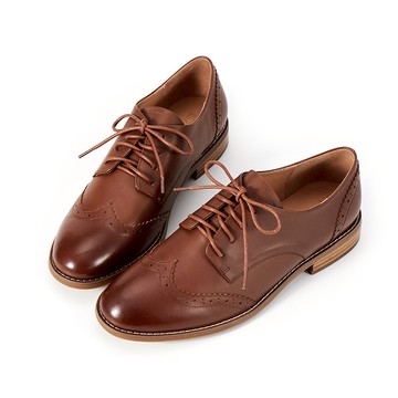 [獨家訂製楦型]全真皮圓頭翼紋沖孔低跟德比鞋 栗棕色