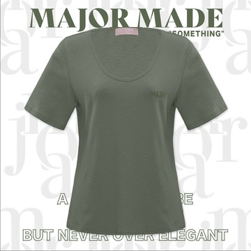 基本款竹節紋彈力短T