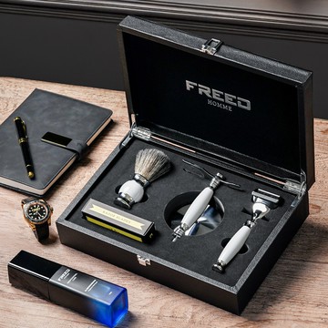 【FREED】兩週年特仕款-五刀式刮鬍刀豪華禮盒四件組 - 珍珠白