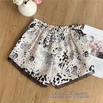 慵懶休閑重工高級感高腰松緊顯腿長豹紋蕾絲褶皺紋理短褲