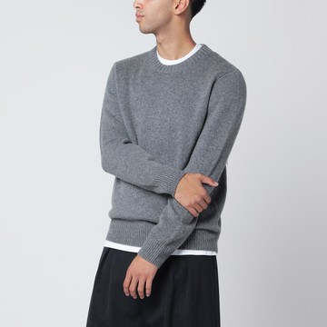 Grey cashmere crewneck sweater