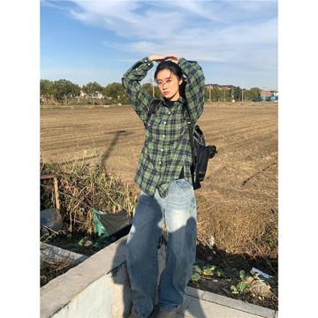 抹茶綠格子襯衫男秋季青少年潮牌日系復古高級感襯衣男生痞帥衣服