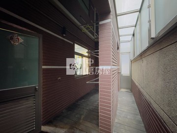 平鎮巴黎春天樓中樓四房三衛車｜桃園市平鎮區延平路三段