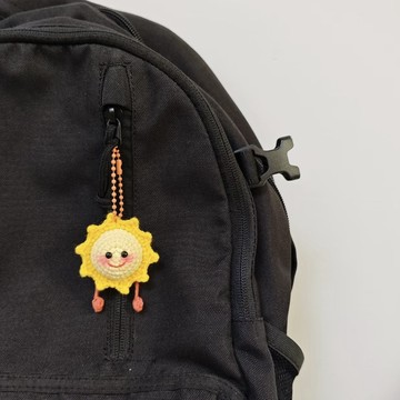 易學🔥吊腳小太陽手工編織diy材料鈎針爆款新手入門多巴胺鑰匙扣掛件入門款式基礎鉤織小物件 交換禮物毛線材料包送鉤針 4P
