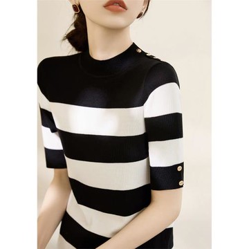 高級半高領五分袖針織衫毛衣女秋季2025新款正肩拼色紐扣打底上衣