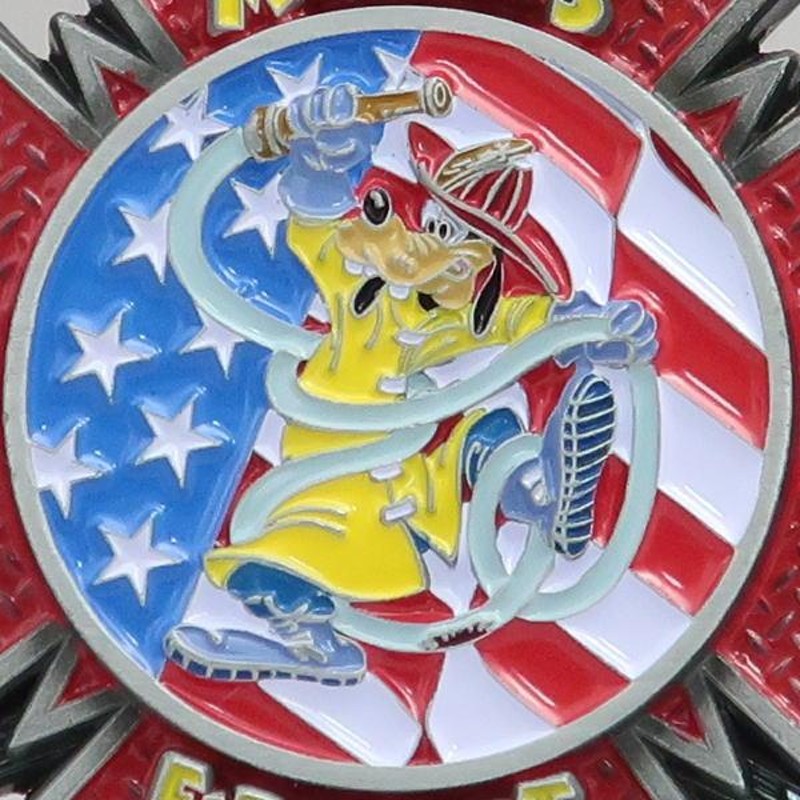 ディズニー グーフィー ミッキーの消防署チャレンジコイン USA 