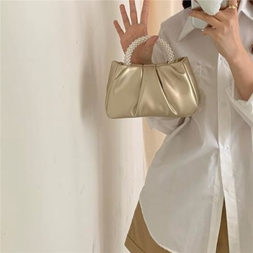 法式褶皺小包包2026高級感仙氣珍珠小手提包溫柔風斜挎云朵包女