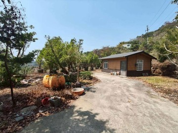 霧峰北溝現成13坪合法資材室農地釋出！｜台中市霧峰區霧峰段北溝小段