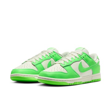 NIKE DUNK LOW 女休閒鞋 螢光綠 -HV0842133