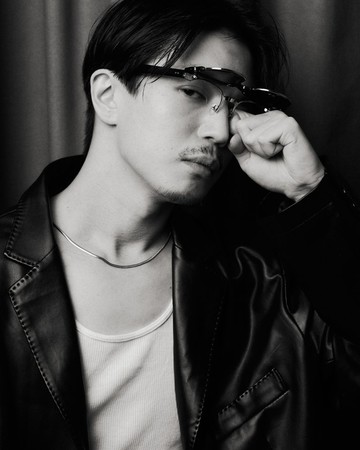 Vatic Chelsea Flip-up glasses 可掀式眉框墨鏡 黑框黑鏡片