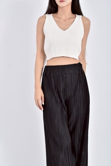 (S) mouggan質感修身短版針織無袖白色上衣